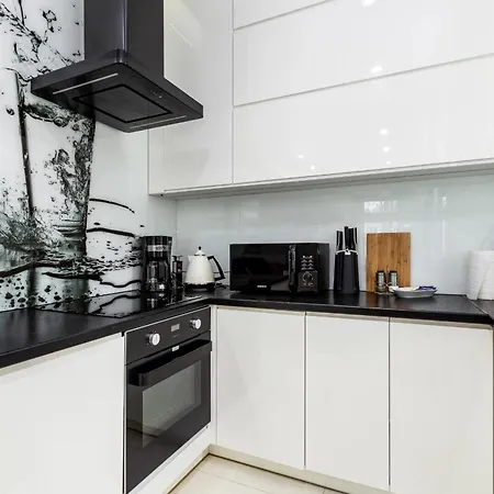 Apartment White & Parking Sopot