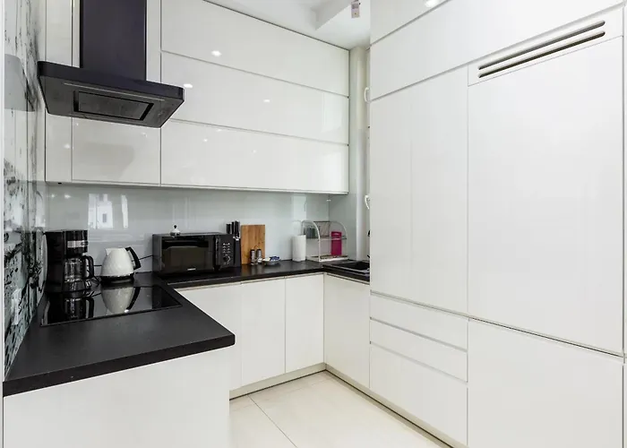 Trojmiejskie - White By The Сопот