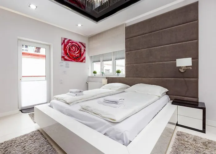 Trojmiejskie - White By The *