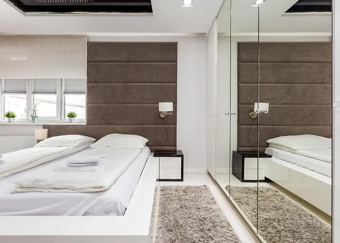 Trojmiejskie - White By The *